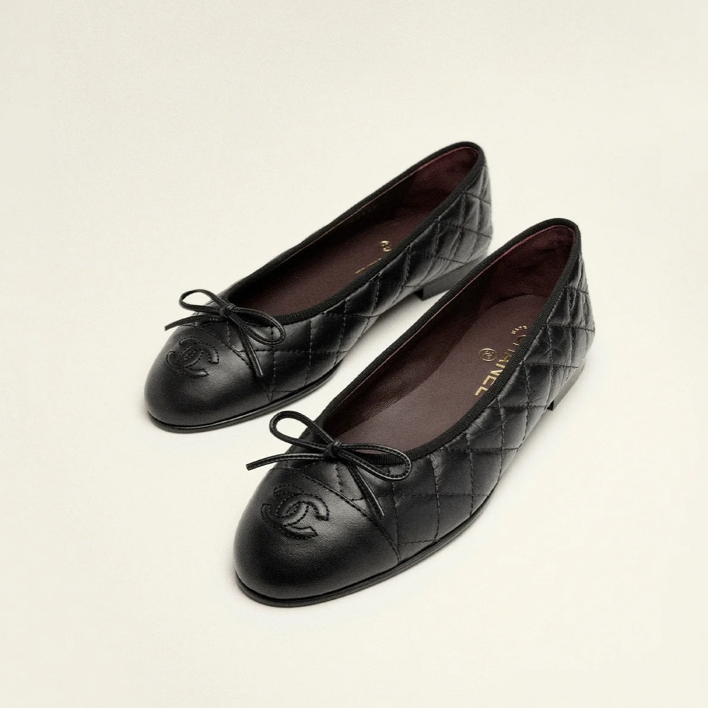 CHANEL BALLET FLATS black size 38.5